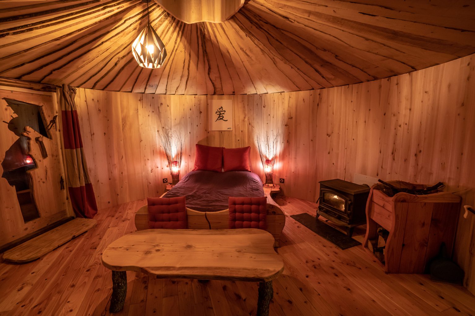 cabane perchée dans les arbres intérieur