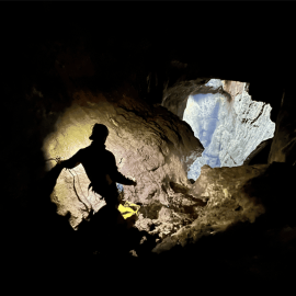 terre-exploration-speleologie (1)